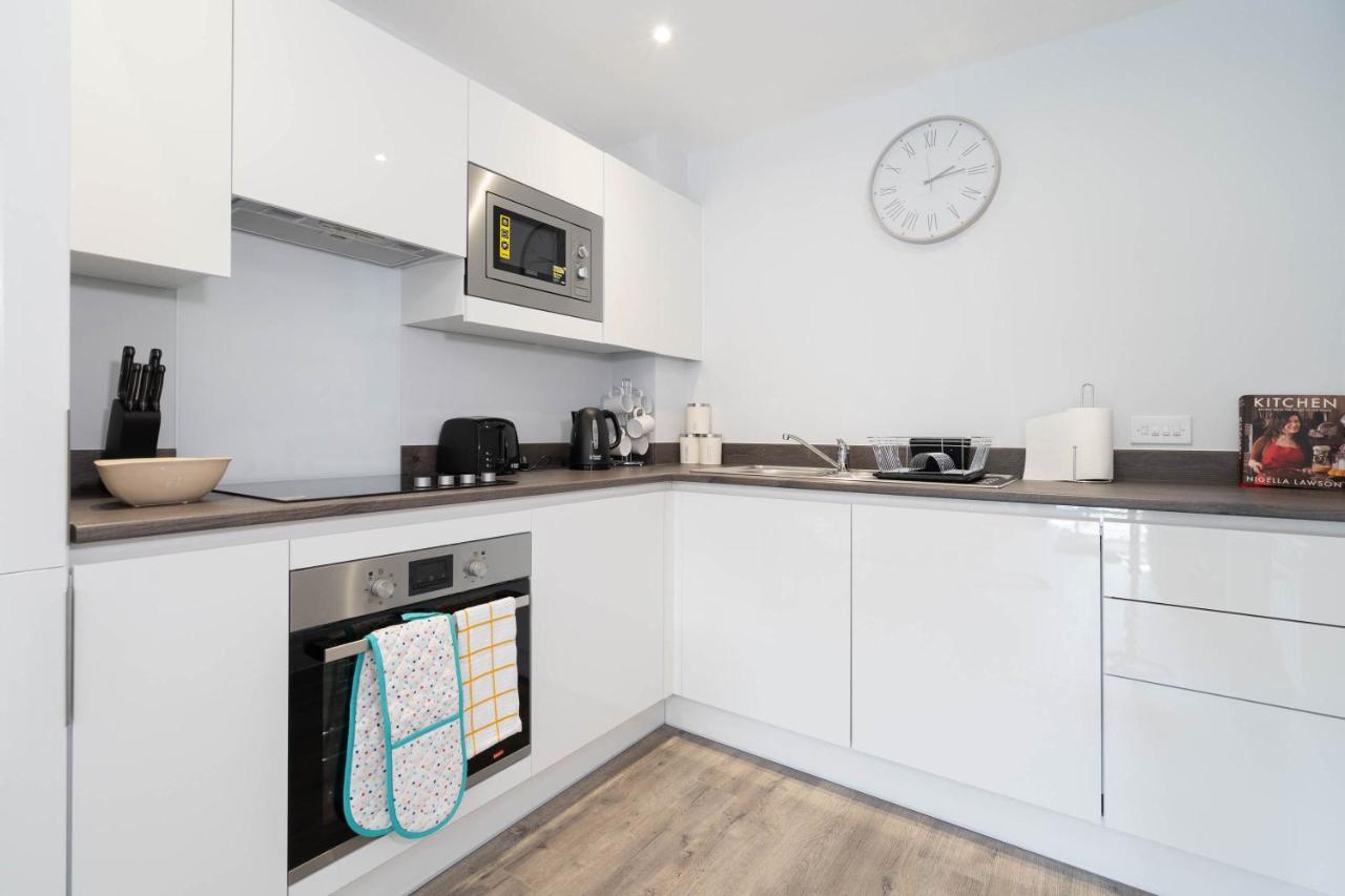 New Build - 2 Bed Snug Modern Apartment - Juliet Balcony - Roof Top Terrace - Digbeth, Birmingham City Centre - Free Netflix & Smart Tv 外观 照片