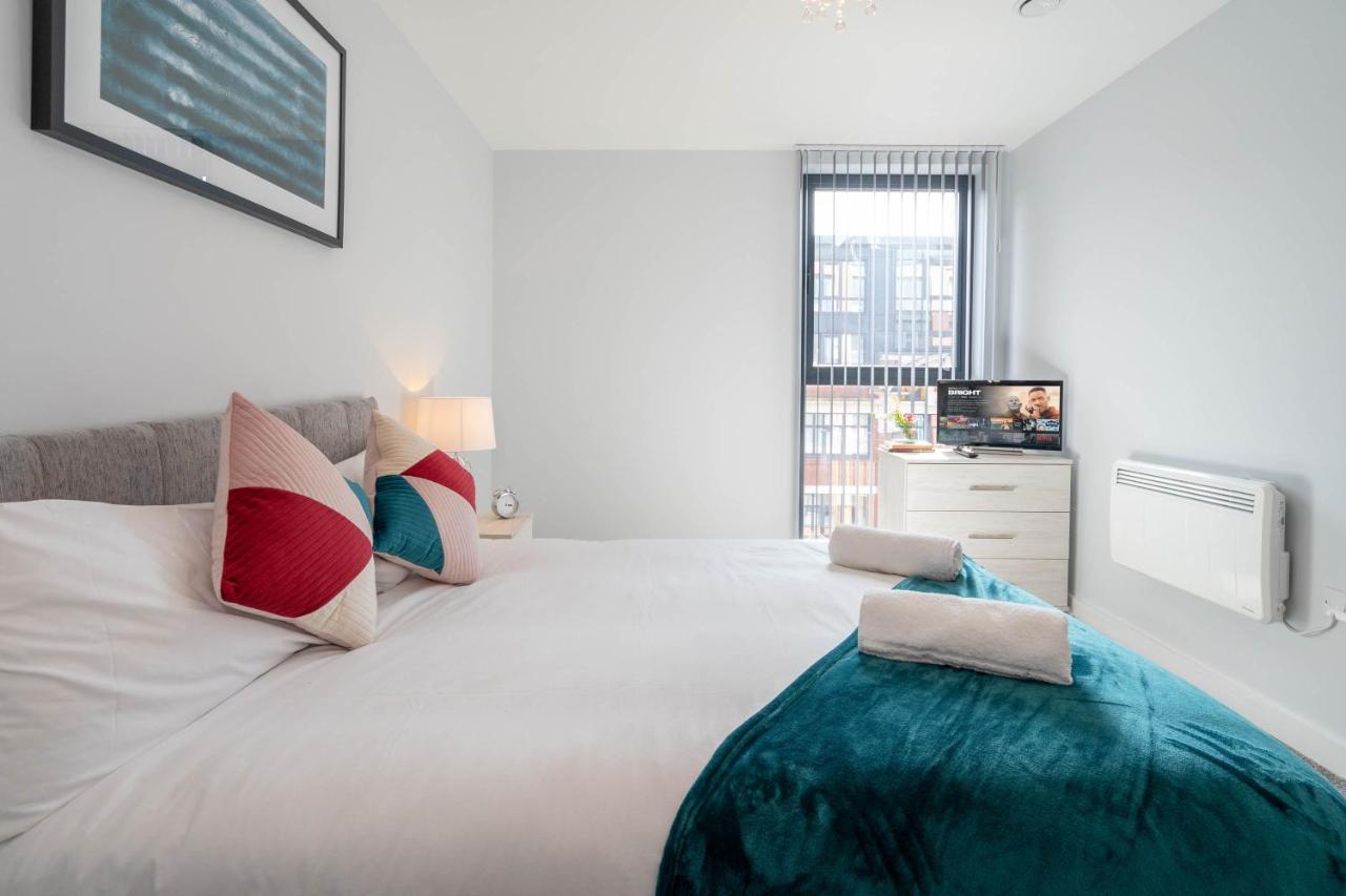 New Build - 2 Bed Snug Modern Apartment - Juliet Balcony - Roof Top Terrace - Digbeth, Birmingham City Centre - Free Netflix & Smart Tv 外观 照片